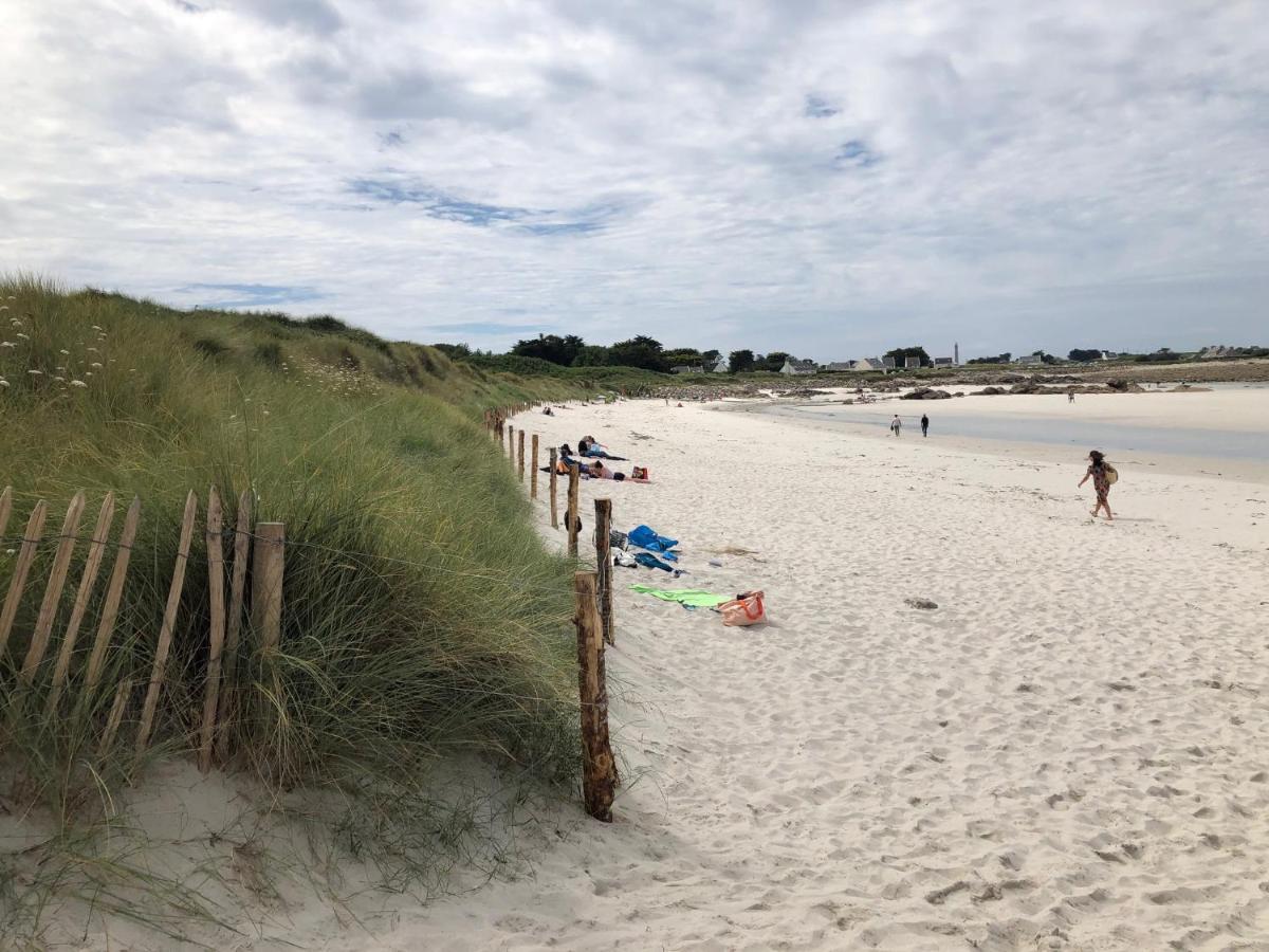 Maisonnette A 100 M De La Plage Plouguerneau Buitenkant foto